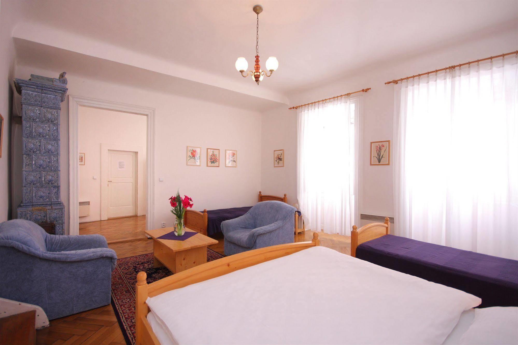 Hotel The Green Garland Praga