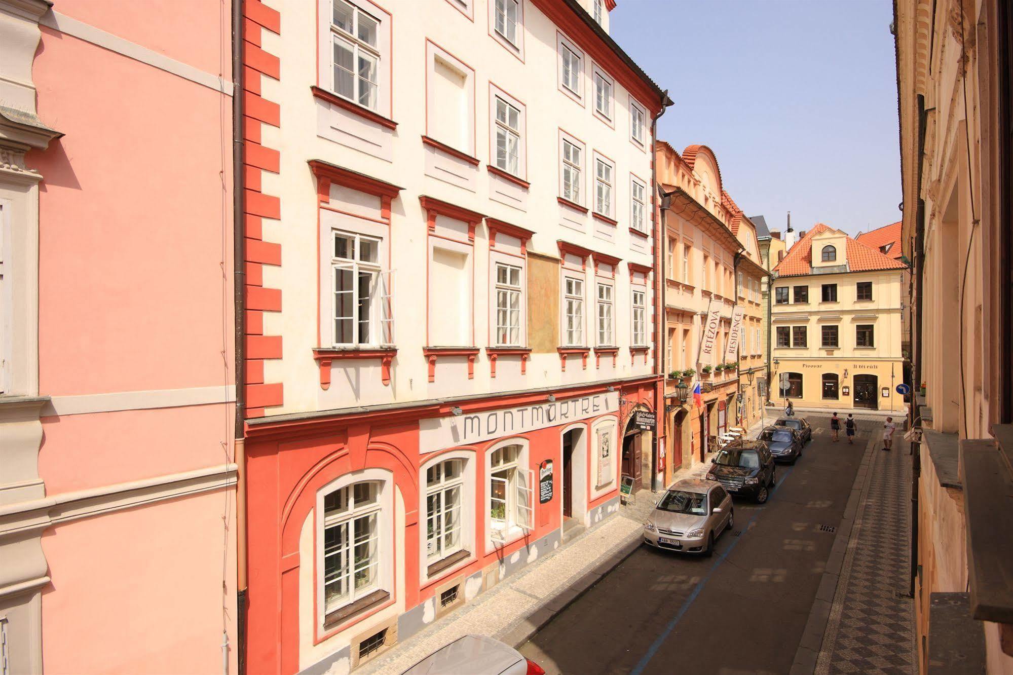 The Green Garland Hotel Praga